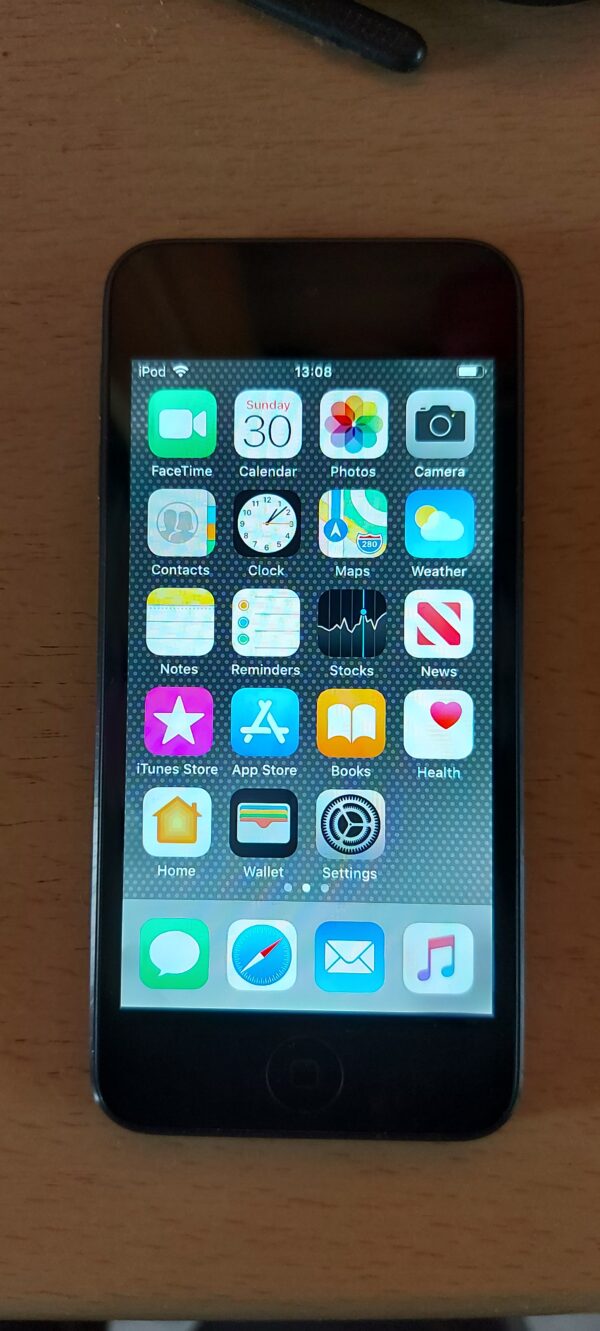 IPOD touch